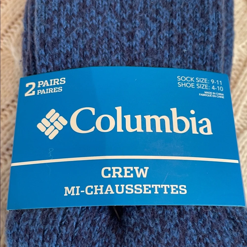 NWT blue Women’s Columbia 9-11 sock size Super soft Crew Mi-Chaussettes 2 prs